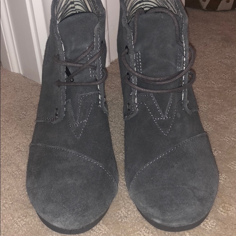 Toms booties